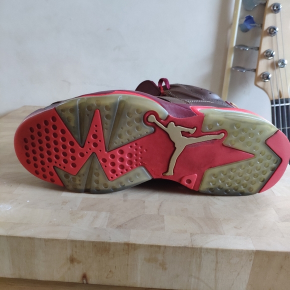 Nike Air Jordan 6 - "Cigar" Retro - Picture 16 of 16
